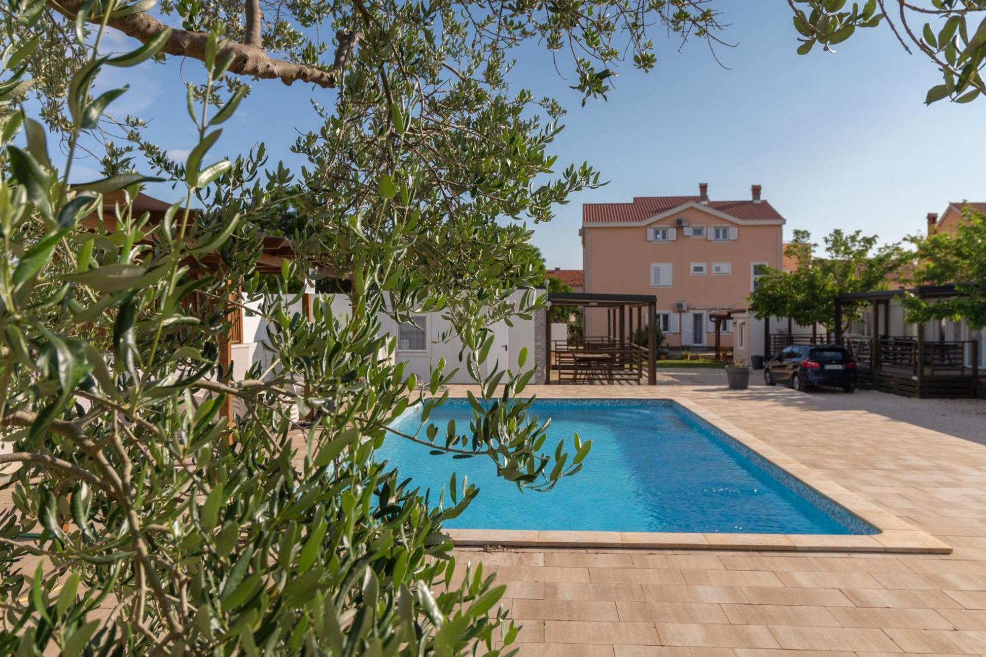 Bungalov Medanic - Private Pool Привлака Екстериор снимка